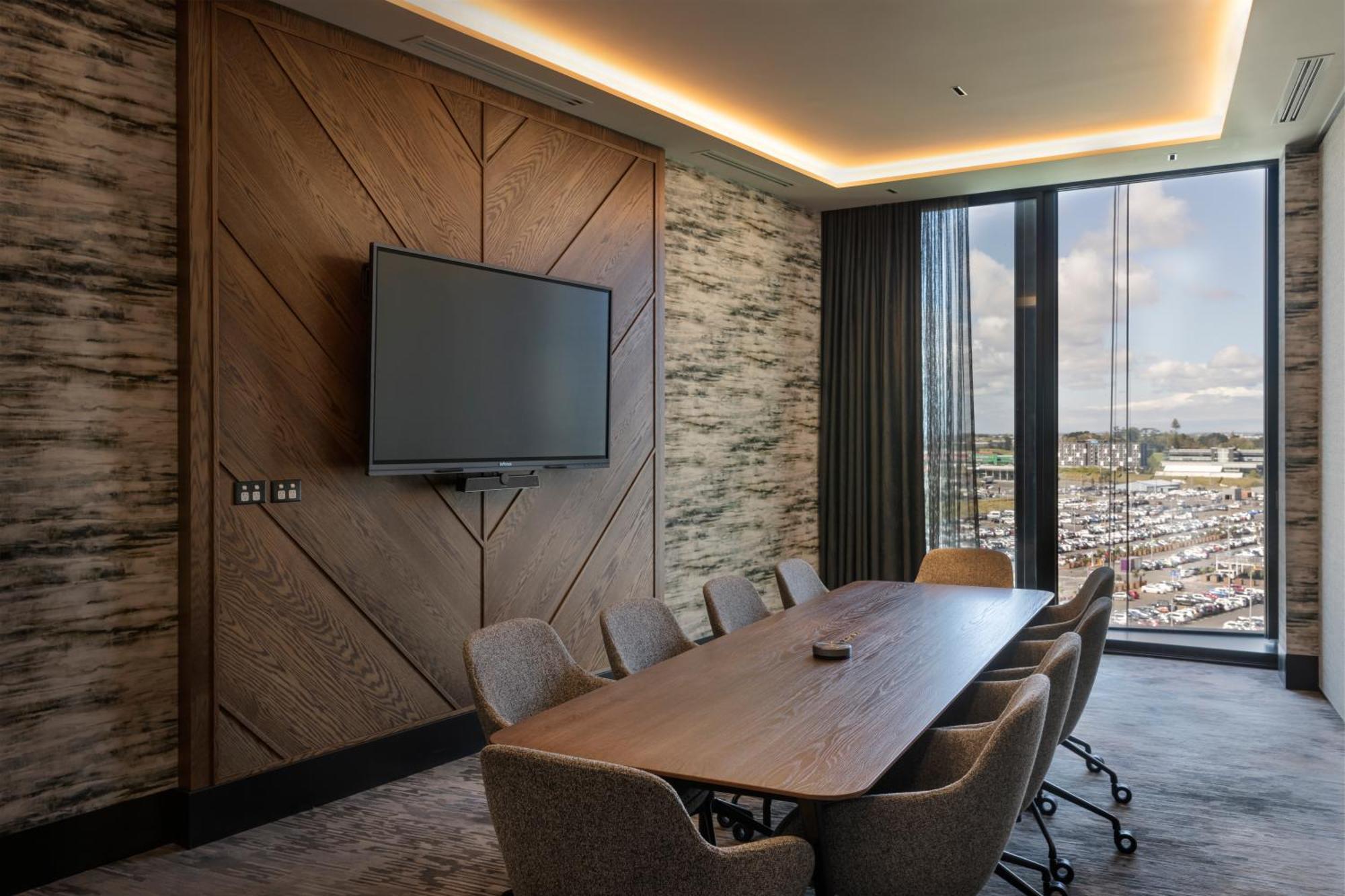 Pullman Auckland Airport Hotel Bagian luar foto Meeting room